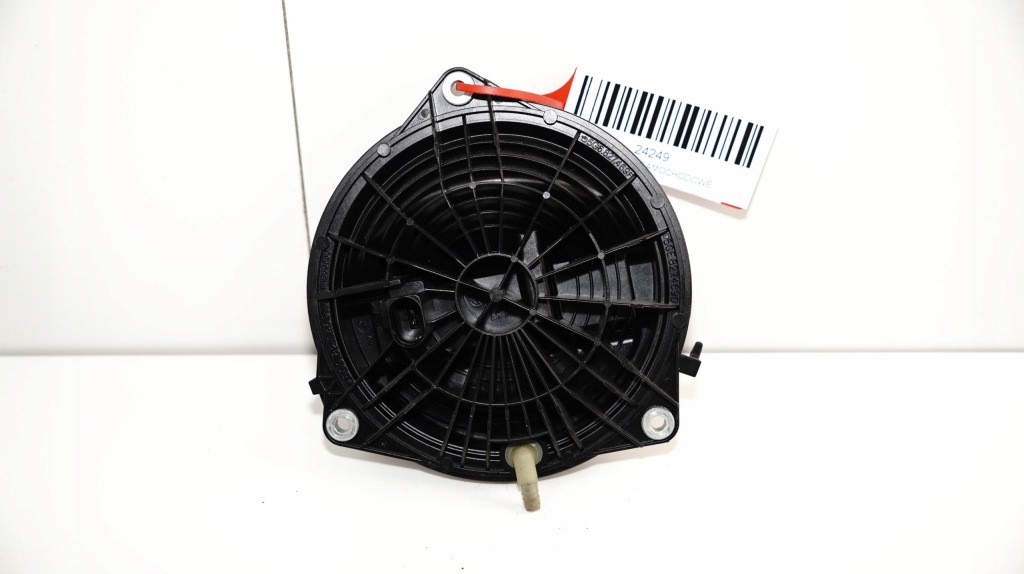 Ручка крышки задний  багажника vw golf 7 vii hb 12-16r Недорого