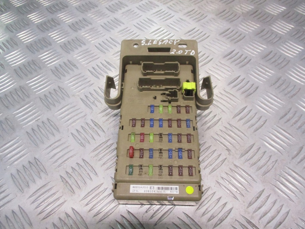 фото №1, Коробка предохранителей subaru legacy v 82201aj010