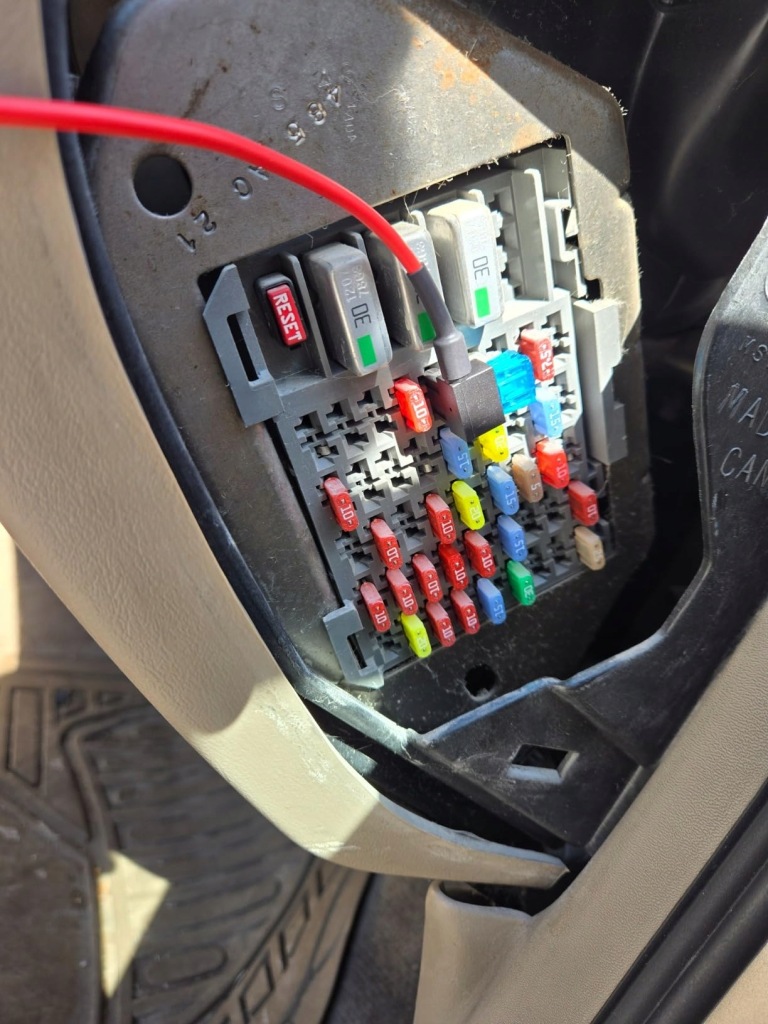 Разъём mini секретка + предохранитель 10a тройник bajpas bypass адаптер Доставка