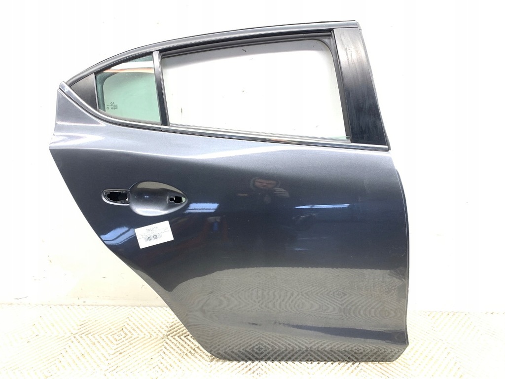 фото №1, Дверь правый задняя mazda 3 bm хэтчбек 42a