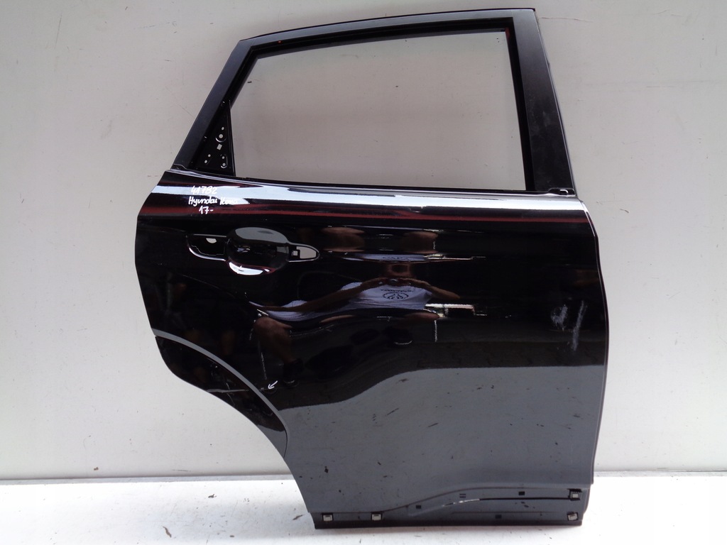 фото №1, Дверь правое задние hyundai kona 17- nr 41782