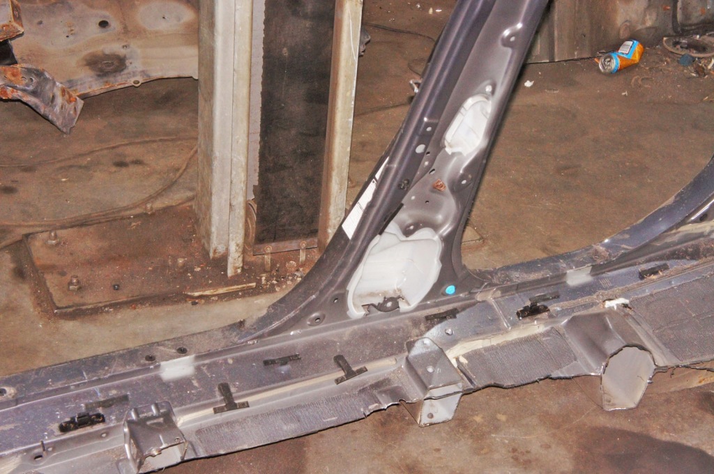 Tv544 lexus rx 3 поріг стійку  b праві середній Доставка