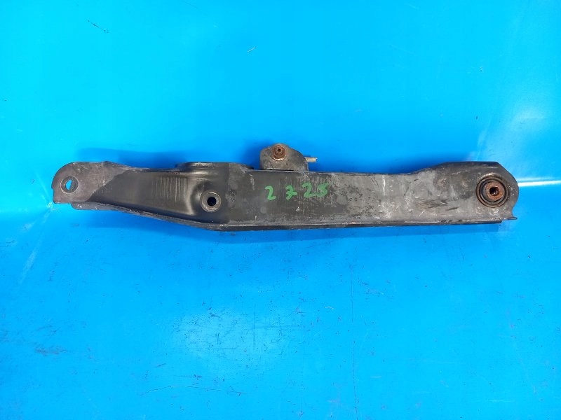фото №4, Поперечний важіль заднього підвіска правий. chrysler 200 10-14 5085418ad