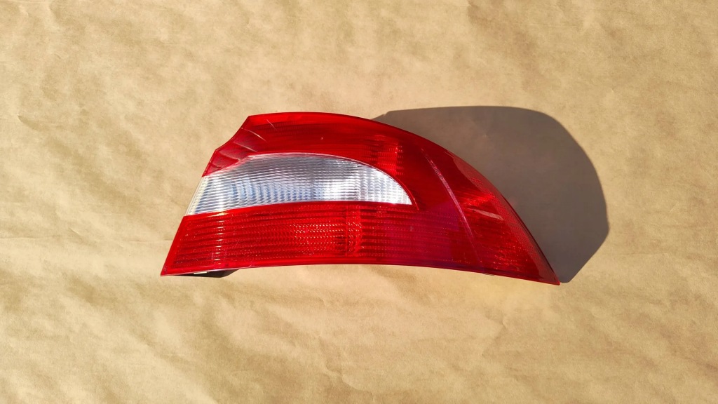 фото №8, Лампа правый задняя задняя правая 3t5945096 skoda superb ii