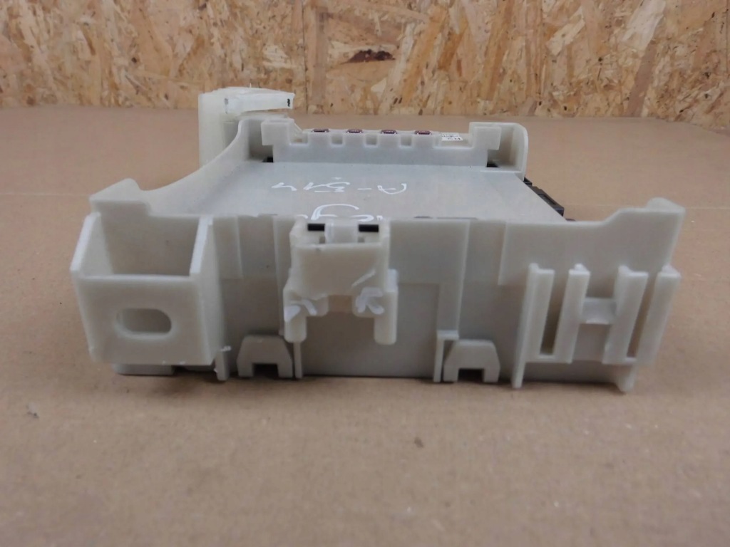 фото №5, Toyota rav4 v 2020 модуль блок управления комфорта 82730-42890-a