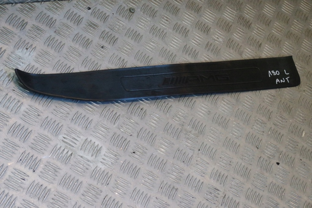 Купить Накладка порог левая mercedes w190 gtc amg a1906801302