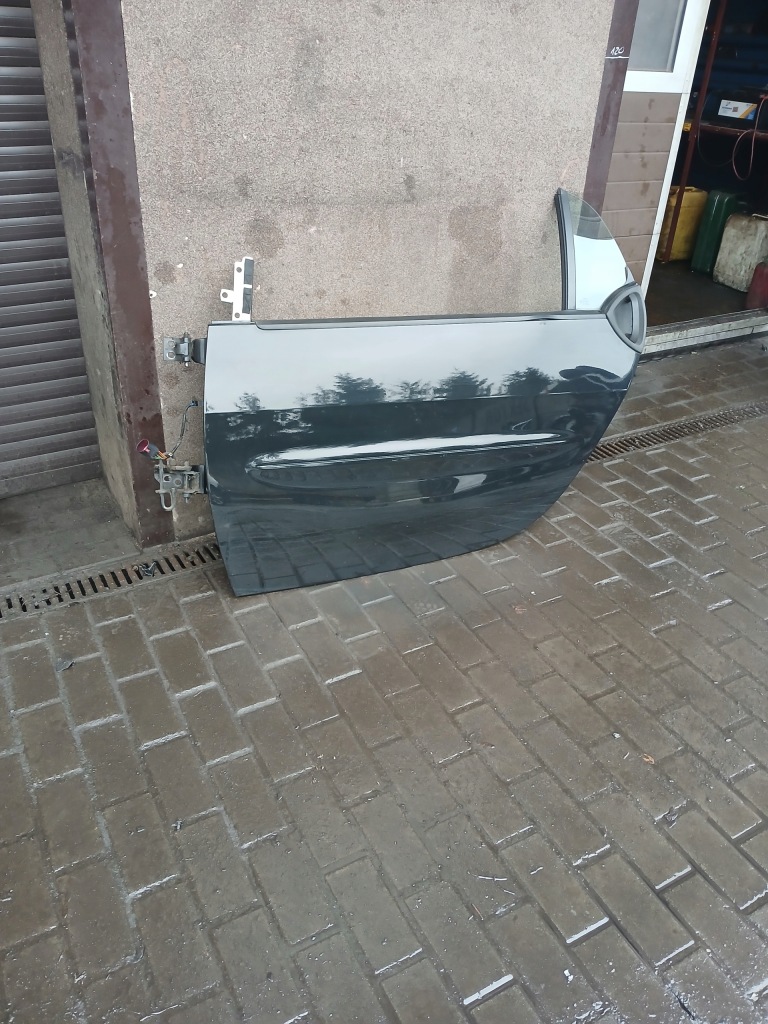 Купить Дверь левая без трещины коплектная  smart fortwo 1 цвет чёрный eb1 ea4