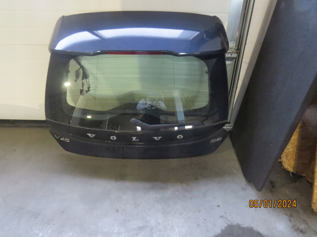 фото №1, Volvo v40 ii d2 15r задня кришка багажника колір 498