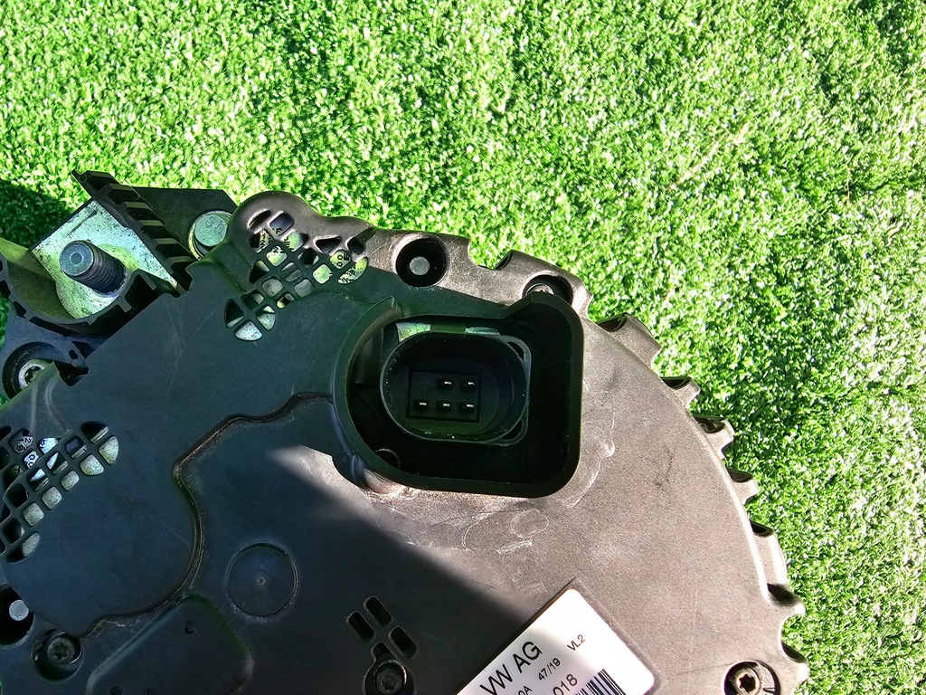 фото №6, Генератор audi a6 c8 8k a4 b9 2.0 tdi идеальное состояние