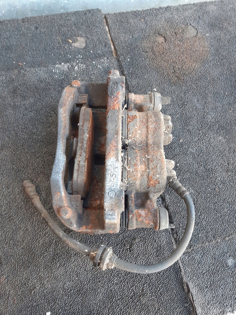 фото №2, Суппорт тормозной правый перед renault master iii