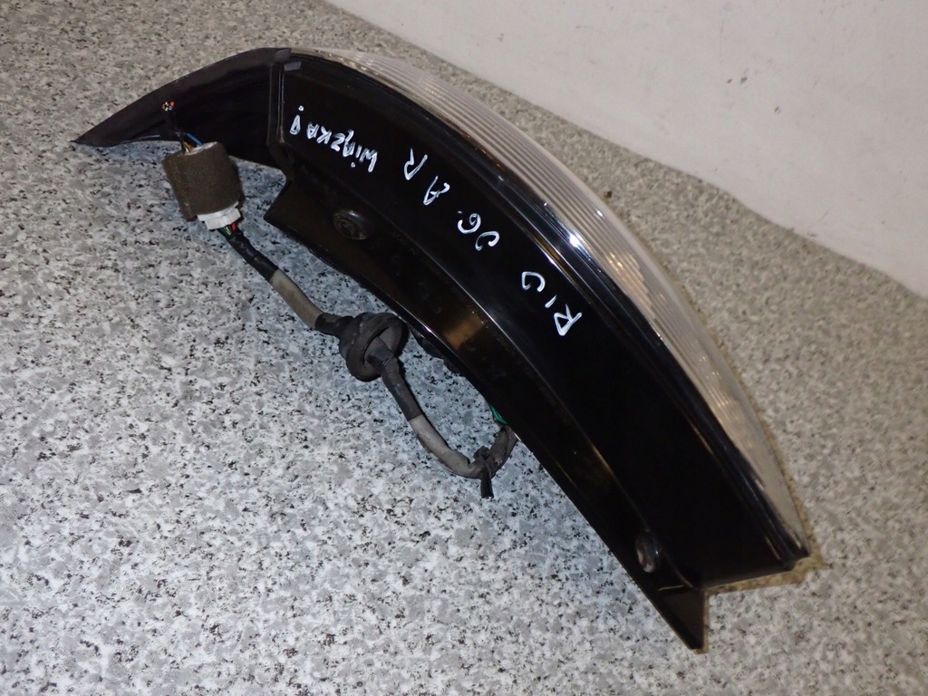 фото №6, Kia rio 06-10 лампа задня права