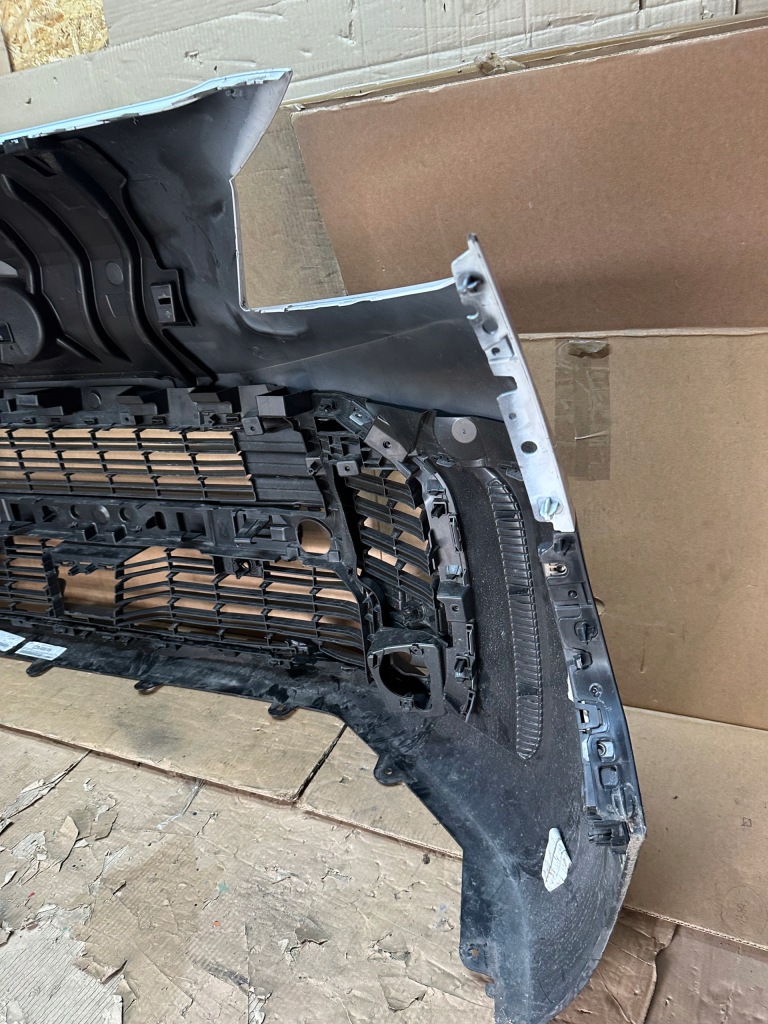 Купити Бампер передній перед toyota proace рестайлінг  23-