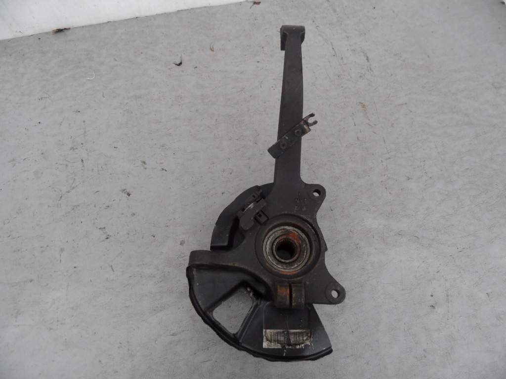 фото №2, Поворотний кулак ступиця ліва ssangyong rodius i 2.7 4x4