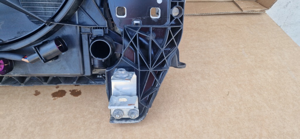 фото №7, Pas передний балка радиатор audi q7 lift 3.0 tdi kompletny jak новый