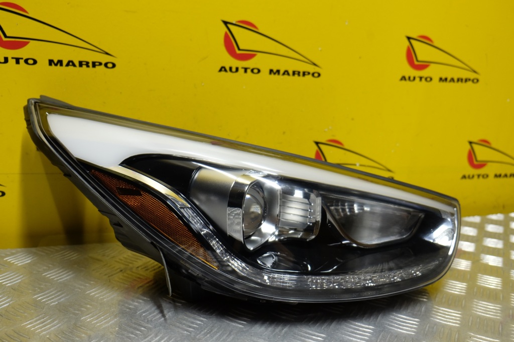 Hyundai tucson ix35 2010- фара фара звичайна лінзована led r америка Оригінал