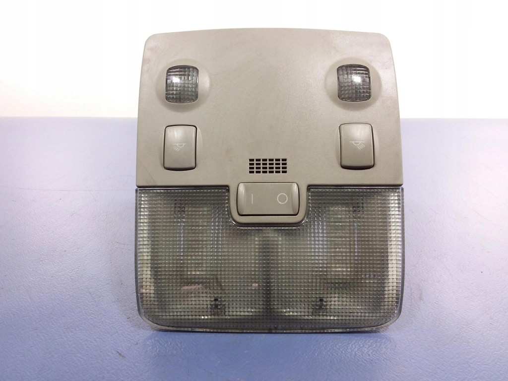 фото №1, Audi a3 8l lift лампа стельовий перед 8l0947111d