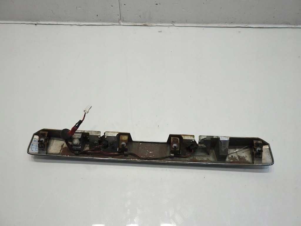 фото №5, Молдинг накладка кришки задня nissan x-trail t30