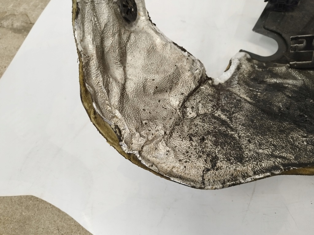 фото №15, Audi q7 4l 07r стіна перегородкова шумоізоляція 7l6819523c