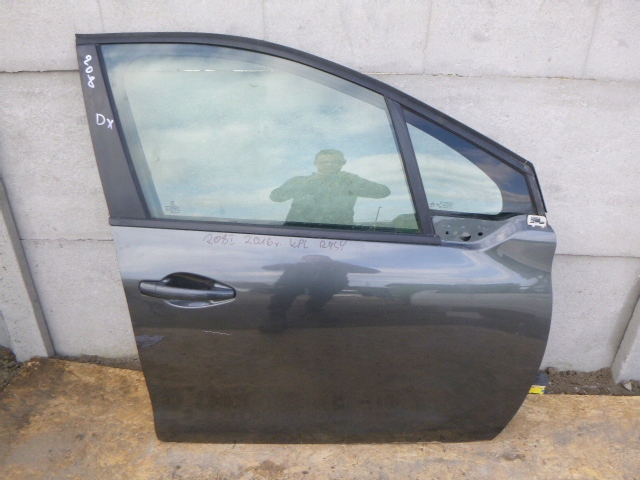 фото №1, Peugeot 208 двері правий праве перед