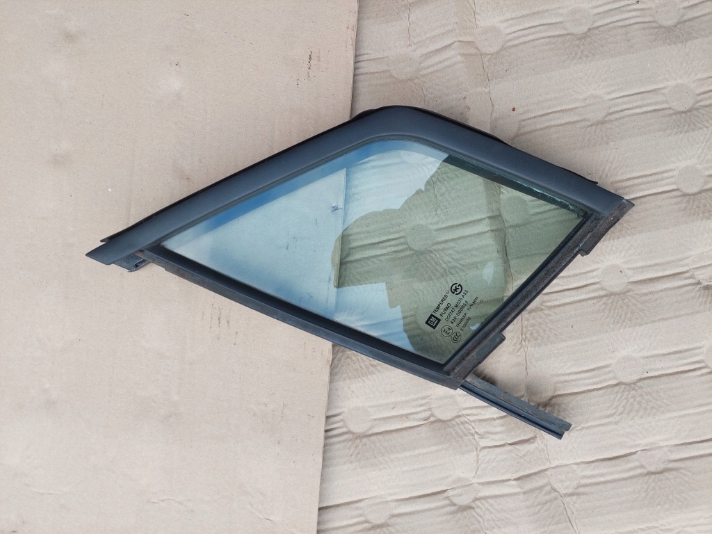 фото №1, Chevrolet spark m300 ii 09- двері праве передні скло