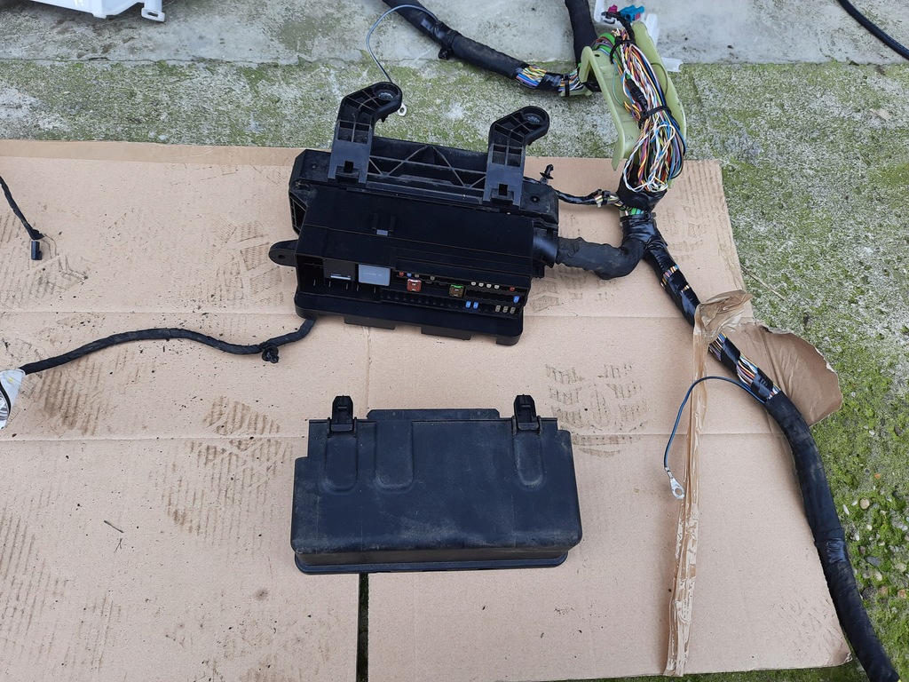 фото №10, Volvo v40 ii d3 2.0d жгут электропроводка салона