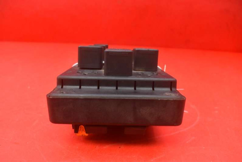 фото №6, Коробка предохранителей 56050066ac jeep grand cherokee 3 iii wk 4.7 v8 238km