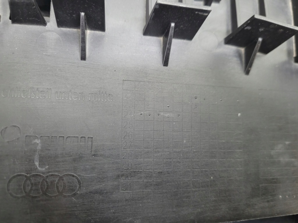 Плита пол накладка бампера под бампер audi a3 8y 8y0 s line рестайлинг  24- Цена