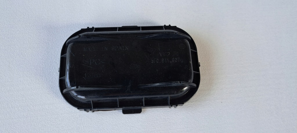 фото №1, Seat leon iii заглушка лампы перед 5f0941607