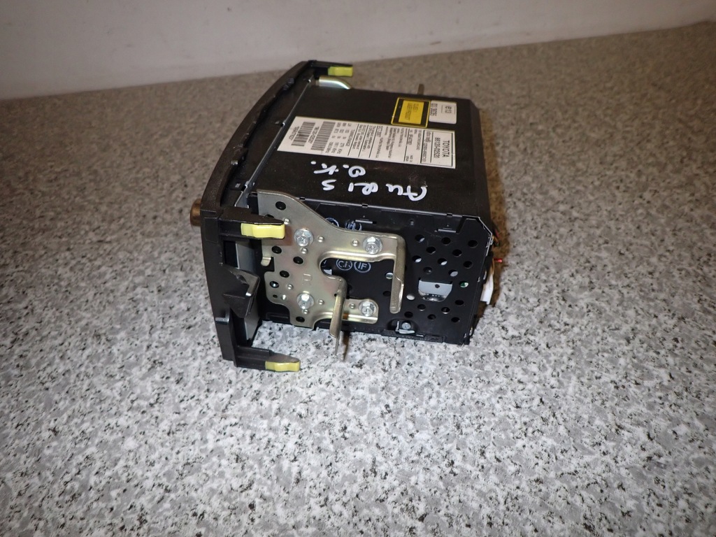 фото №6, Toyota auris 06-09 радио заводской радиопроигрыватель