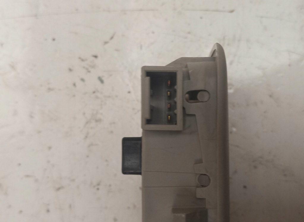 фото №4, Освітлення кабіни перед daihatsu trevis l65 2 2