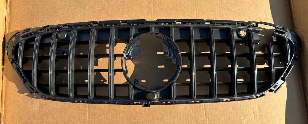 Купить ! mercedes cle 6.3 amg решётка радиатора решётка радиатора a2368882200 !