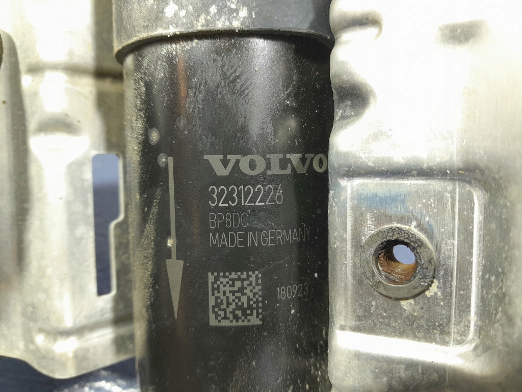 фото №6, Volvo s90 ii v90 2.0d 190 km фільтр нагрівач пального корпус 32312226