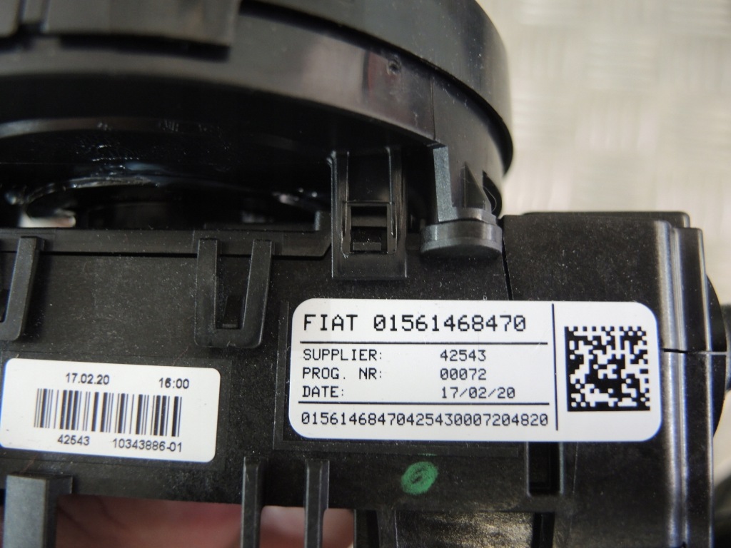 фото №4, Alfa romeo stelvio q4 переключатель комбинированный лента