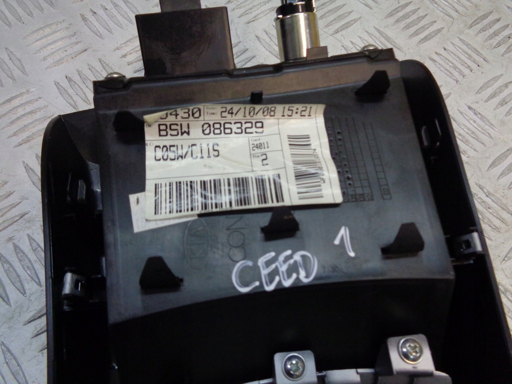 фото №7, Рамка передач тунель розетка kia ceed i 06-