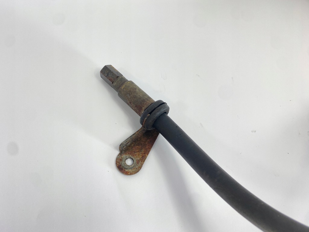 фото №7, Шланг пабтрубок  насоса усилителя уровень mercedes w124 sedan kombi coupe cabrio