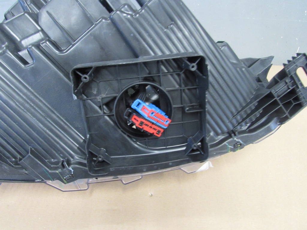 фото №8, Ford mustang mach e лампа ліва