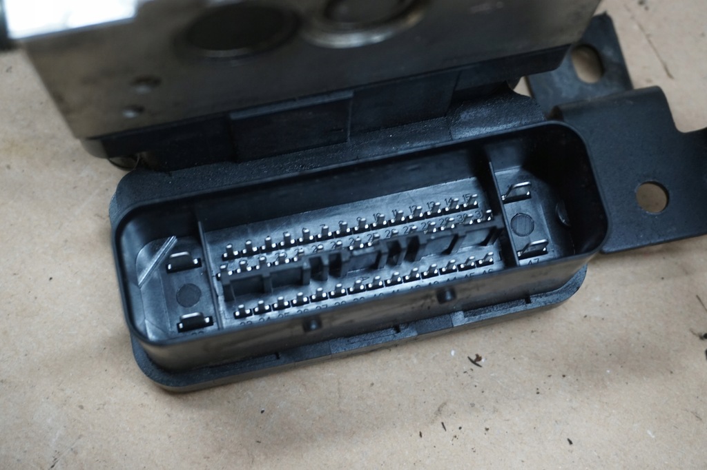 фото №6, Nissan navara d40 насос abs тормозная abs 2,5 dci lift 11r eu 47660 5x60e