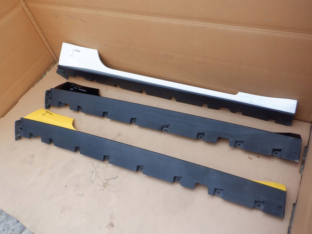 фото №8, Молдинг поріг права ford mustang 2015-