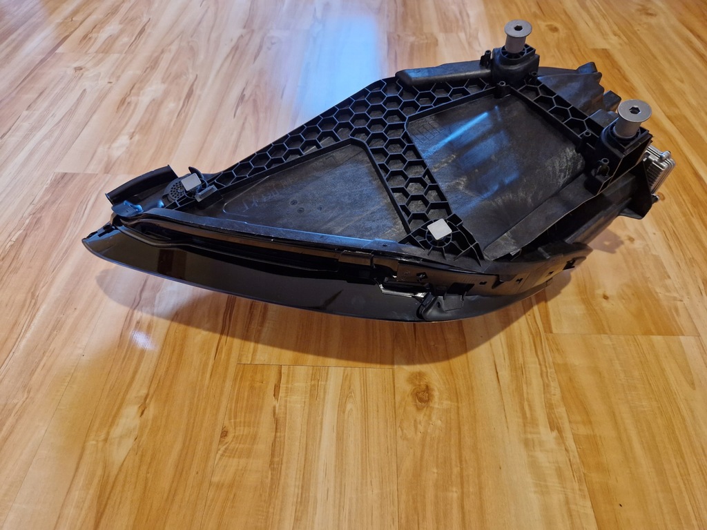 фото №8, Nowa лампа права porsche cayenne iii 9y 9y0 lci lift 23- matrix комплектна