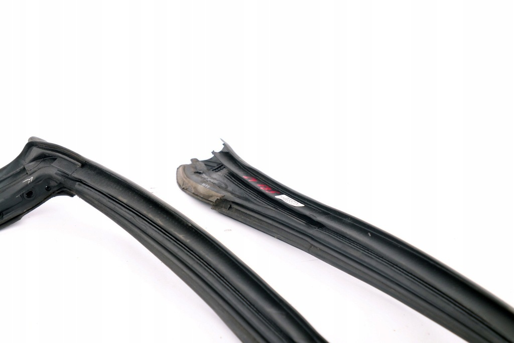 фото №9, Bmw e85 z4 прокладка скло передньої перед