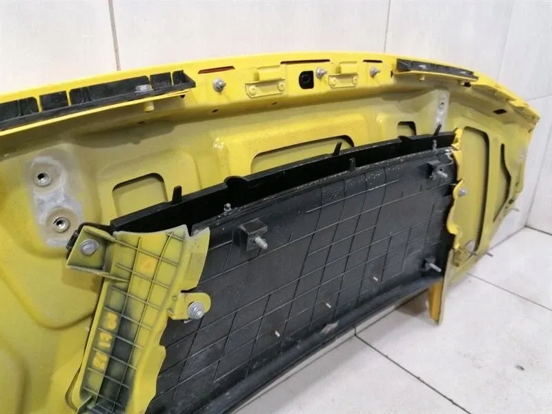 Спойлер задний ferrari 488 f142m 86130811 спойлер задний - с Разборки