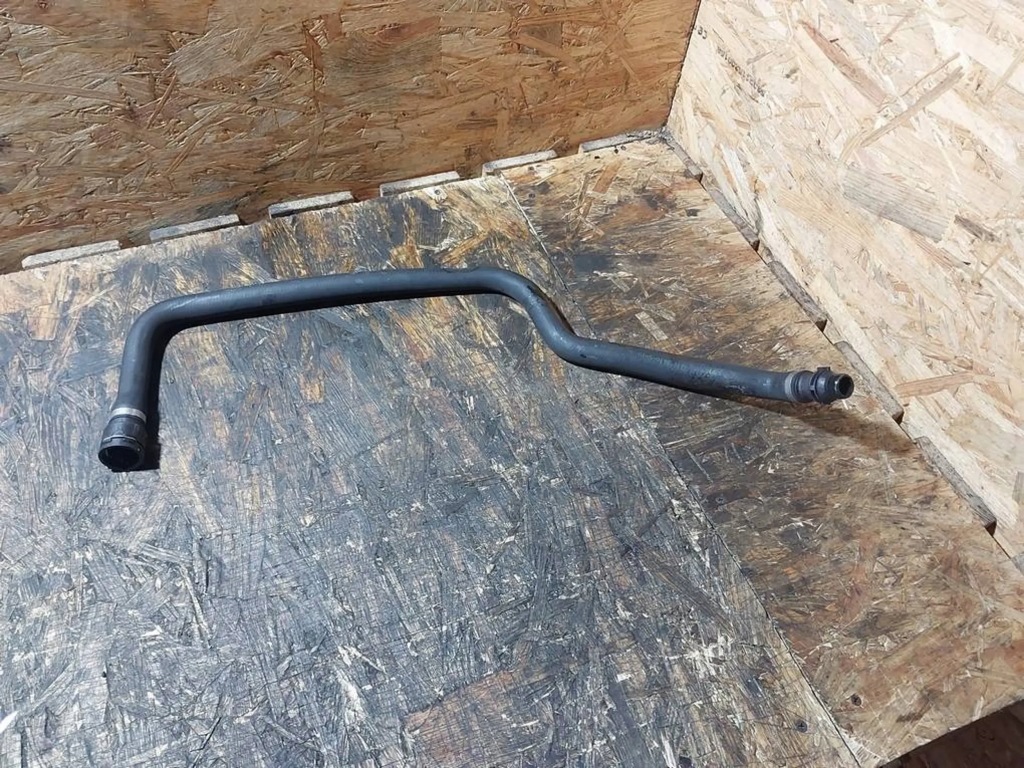 Шланг системы охлаждение bmw e39 523i m52b25tu 1438632 1438632c Цена
