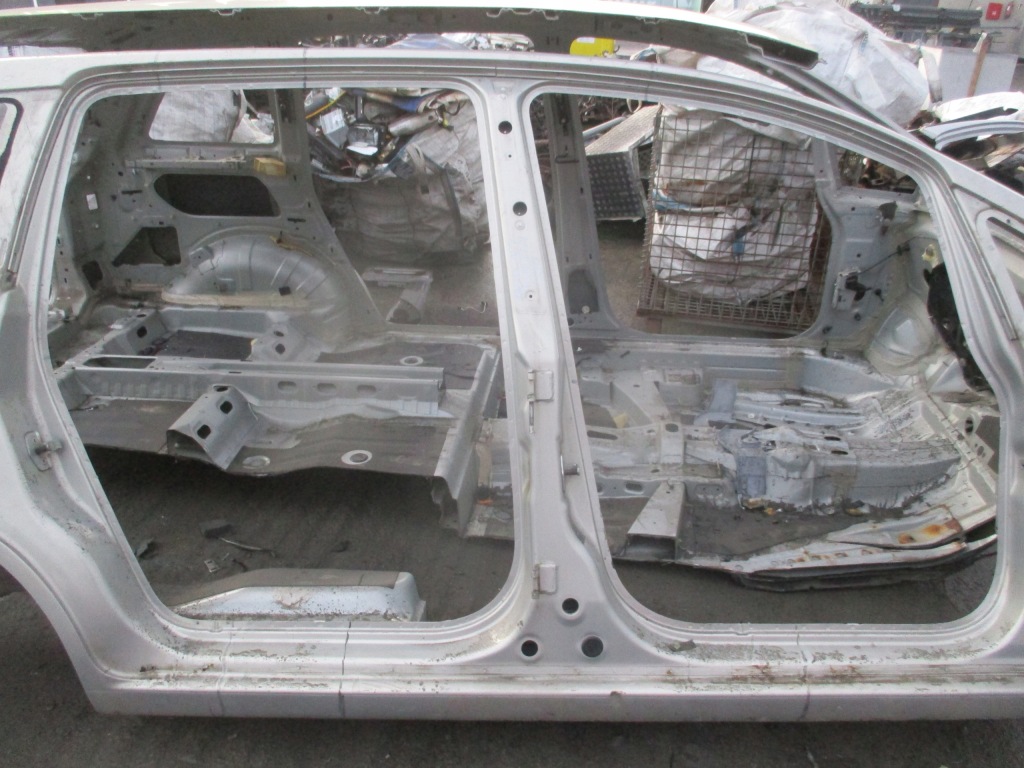 Купить Стойку правый opel zafira b z167