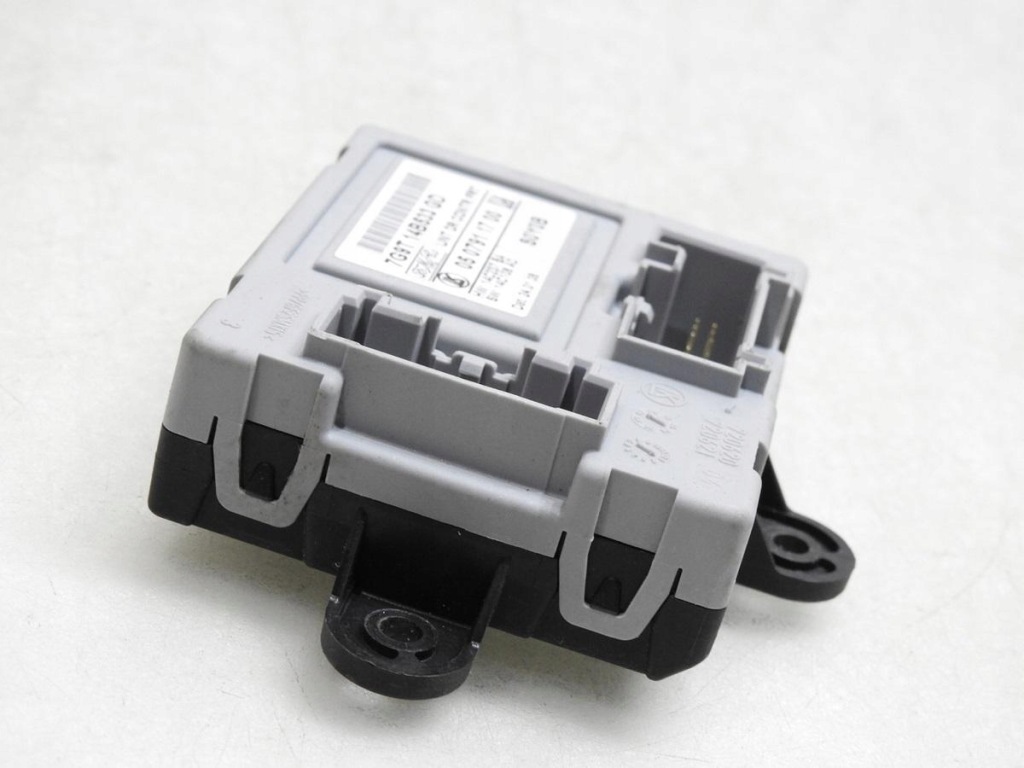 фото №3, Модуль блок управления дверь правый перед volvo v70 iii