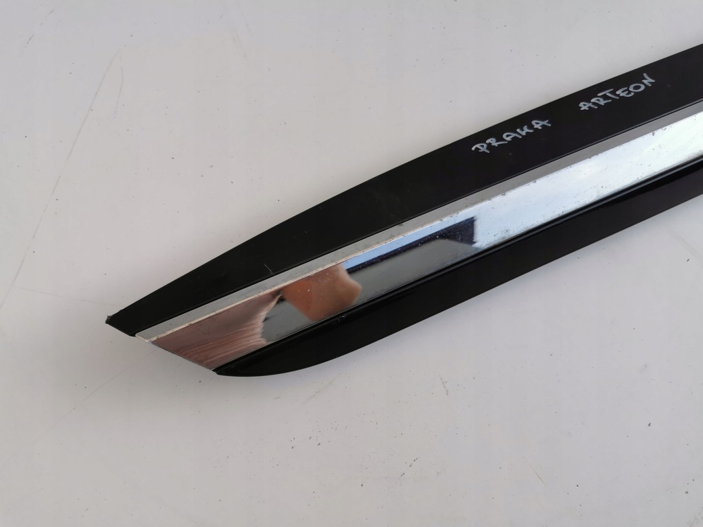 фото №7, Молдинг дверь правый задняя vw arteon