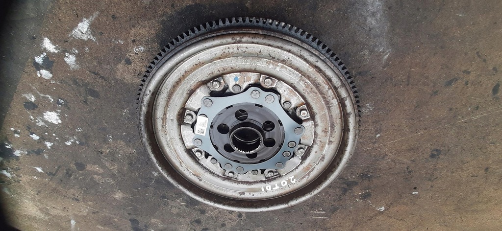 фото №1, Колесо двомасовий маховик з двома масами зчеплення 2.0tdi volkswagen touran iii 04l105266ad