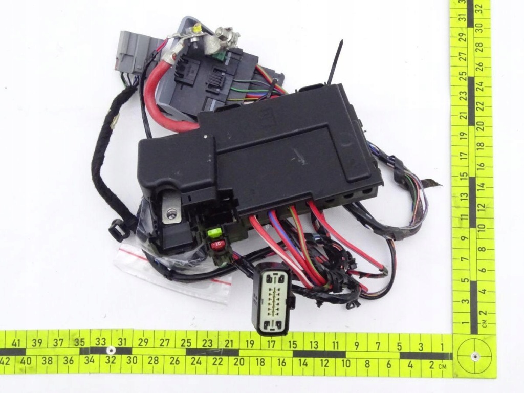 Opel astra k 15-22 коробка запобіжників клема акумулятор джгут 39019516 Недорого