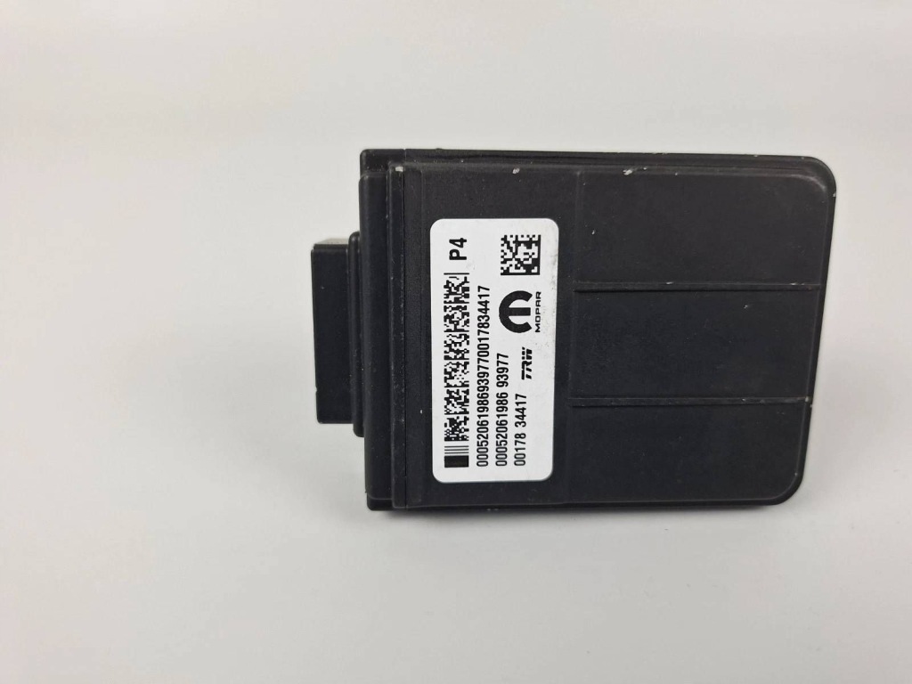 Камера передньої скло adas jeep renegade 00052061986 Недорого