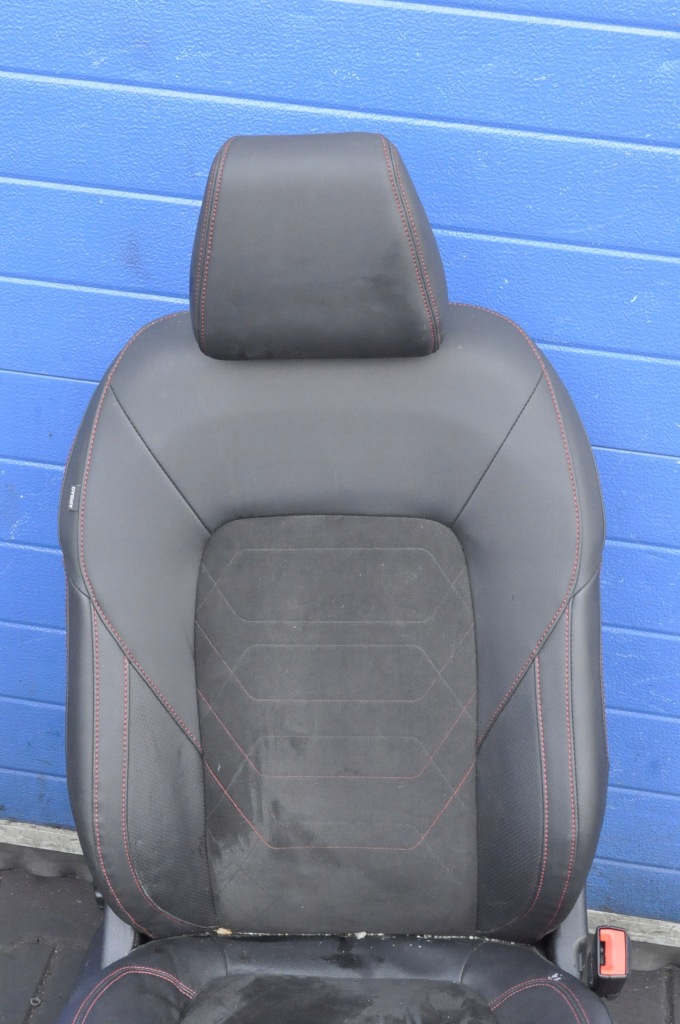 фото №8, Ford fiesta mk8 5d переходник салона сиденья заднее сиденье полукожа alcantara