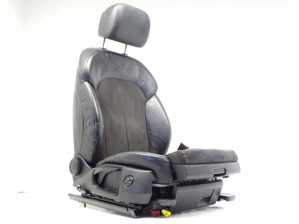 Комплект  сиденья заднее сиденье обивка кожа алькантара  audi a6 c7 седан s-line Оригинал